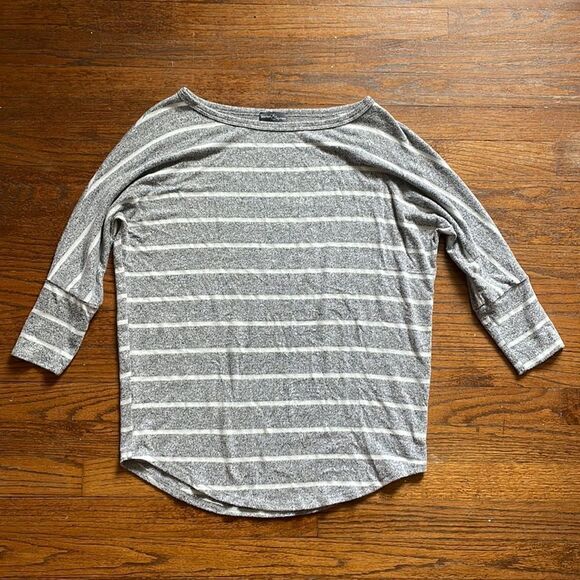 Market & Spruce Gray and White Striped Top - Picture 1 of 5